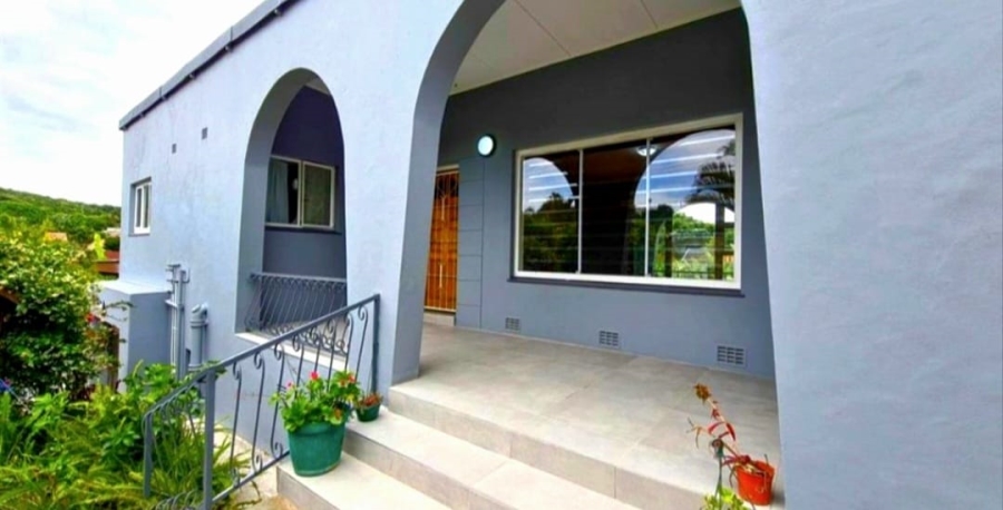 4 Bedroom Property for Sale in Nahoon Valley Park Eastern Cape